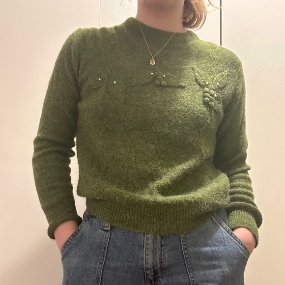 green pearl sweater! - Picture 1 of 4